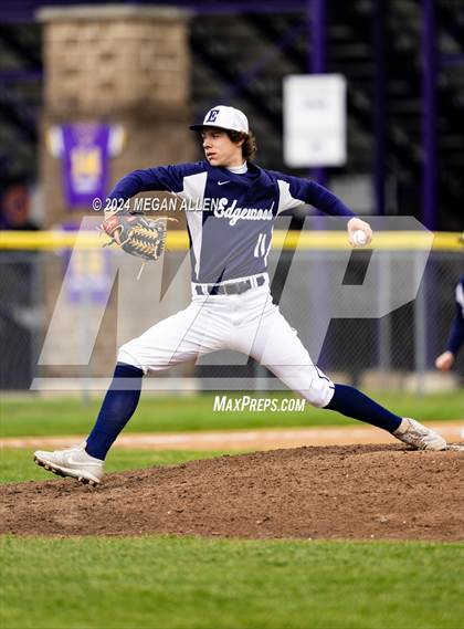 Thumbnail 1 in Edgewood @ Bellbrook photogallery.
