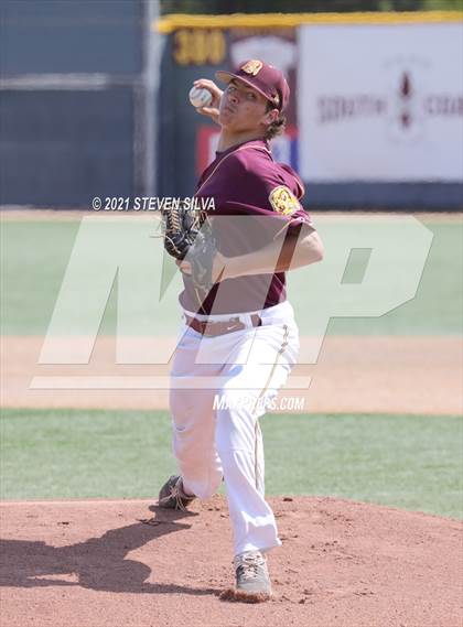 Thumbnail 1 in Point Loma vs. Poway (CIF SDS D1 Semifinal) photogallery.