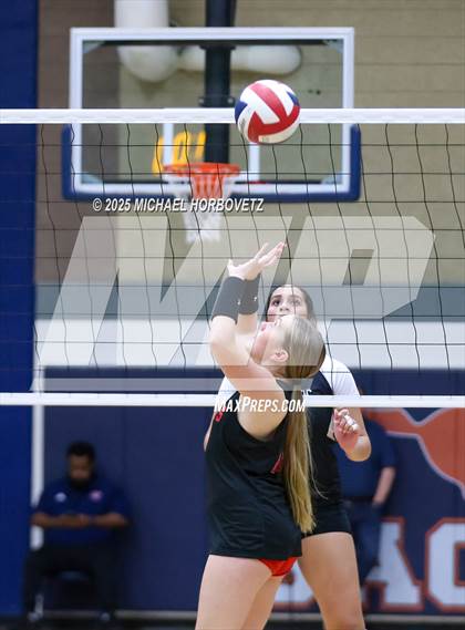 Thumbnail 2 in Lake Highlands @ Plano East (UIL 6A D1 Area Playoff) photogallery.