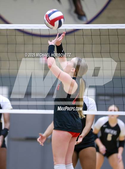 Thumbnail 1 in Lake Highlands @ Plano East (UIL 6A D1 Area Playoff) photogallery.