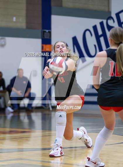 Thumbnail 2 in Lake Highlands @ Plano East (UIL 6A D1 Area Playoff) photogallery.