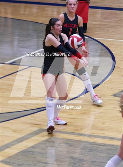 Thumbnail 2 in Lake Highlands @ Plano East (UIL 6A D1 Area Playoff) photogallery.