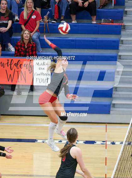 Thumbnail 2 in Lake Highlands @ Plano East (UIL 6A D1 Area Playoff) photogallery.