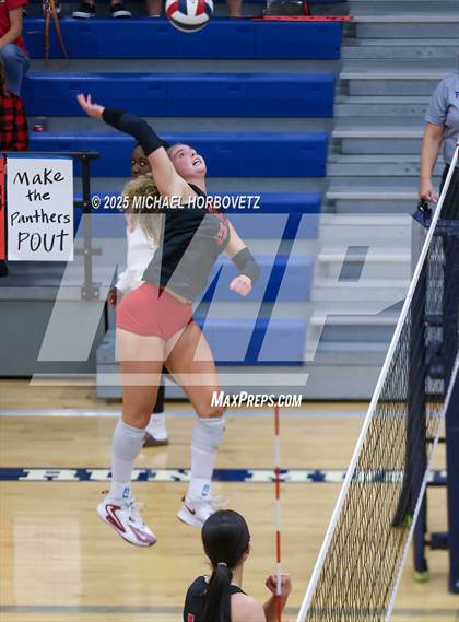 Thumbnail 2 in Lake Highlands @ Plano East (UIL 6A D1 Area Playoff) photogallery.