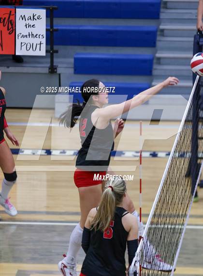 Thumbnail 2 in Lake Highlands @ Plano East (UIL 6A D1 Area Playoff) photogallery.