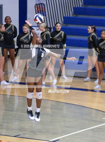 Thumbnail 2 in Lake Highlands @ Plano East (UIL 6A D1 Area Playoff) photogallery.