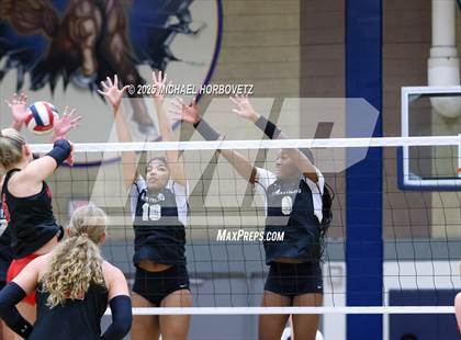 Thumbnail 2 in Lake Highlands @ Plano East (UIL 6A D1 Area Playoff) photogallery.