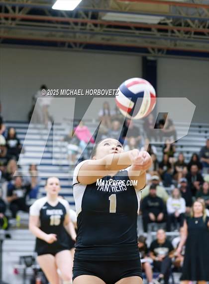 Thumbnail 3 in Lake Highlands @ Plano East (UIL 6A D1 Area Playoff) photogallery.