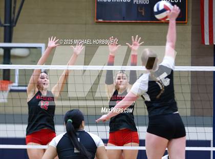 Thumbnail 2 in Lake Highlands @ Plano East (UIL 6A D1 Area Playoff) photogallery.