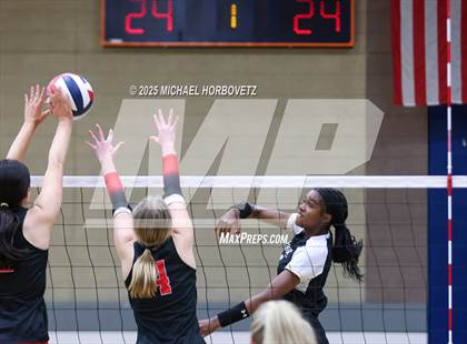 Thumbnail 3 in Lake Highlands @ Plano East (UIL 6A D1 Area Playoff) photogallery.