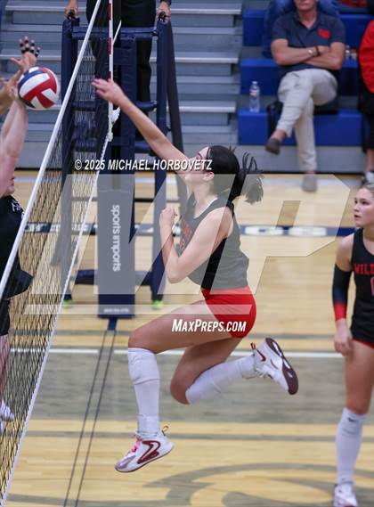 Thumbnail 2 in Lake Highlands @ Plano East (UIL 6A D1 Area Playoff) photogallery.