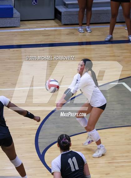 Thumbnail 3 in Lake Highlands @ Plano East (UIL 6A D1 Area Playoff) photogallery.