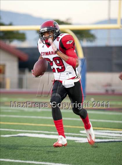 Thumbnail 2 in Etiwanda vs. Summit photogallery.