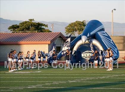 Thumbnail 2 in Etiwanda vs. Summit photogallery.
