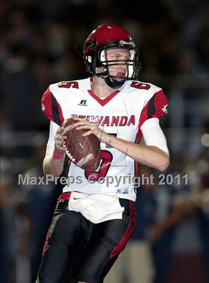 Thumbnail 3 in Etiwanda vs. Summit photogallery.