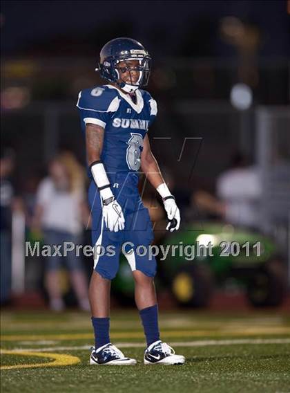 Thumbnail 2 in Etiwanda vs. Summit photogallery.