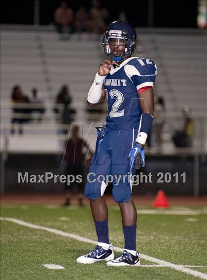 Thumbnail 3 in Etiwanda vs. Summit photogallery.