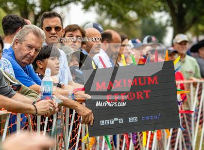 Thumbnail 3 in UIL 6A Boys Cross Country Finals photogallery.
