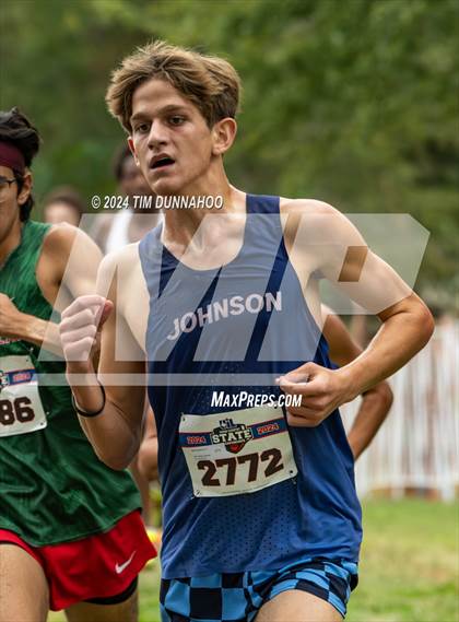 Thumbnail 2 in UIL 6A Boys Cross Country Finals photogallery.