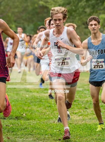 Thumbnail 1 in UIL 6A Boys Cross Country Finals photogallery.