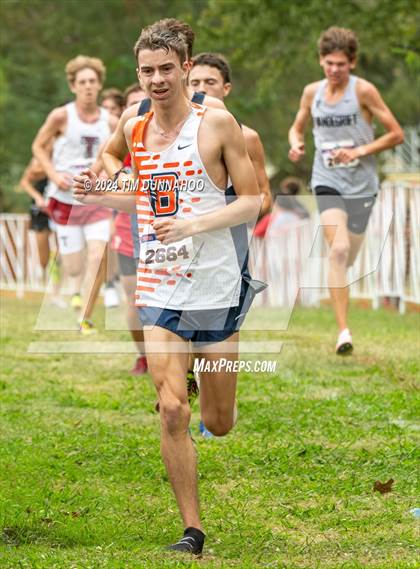 Thumbnail 1 in UIL 6A Boys Cross Country Finals photogallery.
