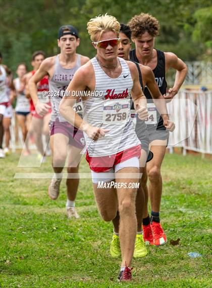 Thumbnail 3 in UIL 6A Boys Cross Country Finals photogallery.