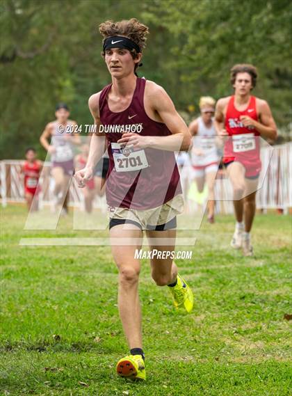 Thumbnail 1 in UIL 6A Boys Cross Country Finals photogallery.