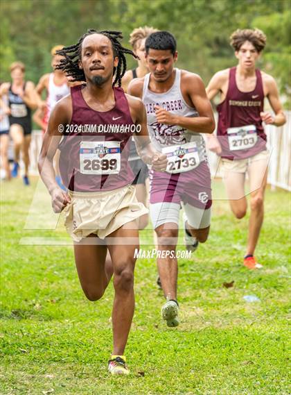 Thumbnail 1 in UIL 6A Boys Cross Country Finals photogallery.