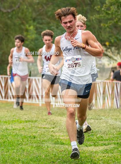 Thumbnail 1 in UIL 6A Boys Cross Country Finals photogallery.