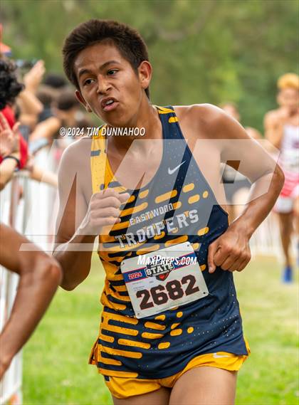 Thumbnail 3 in UIL 6A Boys Cross Country Finals photogallery.