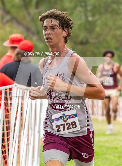 Thumbnail 2 in UIL 6A Boys Cross Country Finals photogallery.