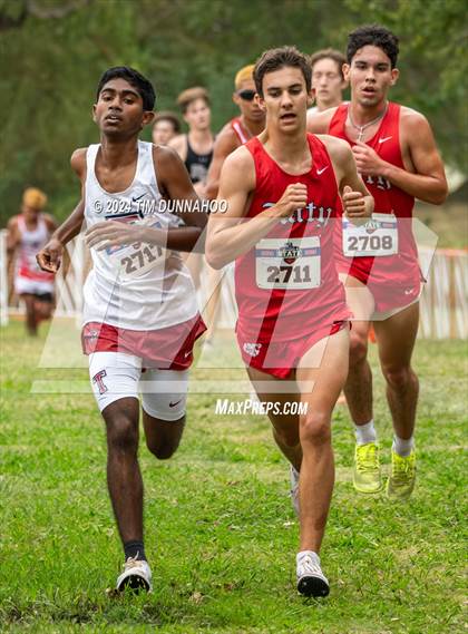 Thumbnail 3 in UIL 6A Boys Cross Country Finals photogallery.