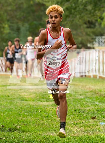 Thumbnail 3 in UIL 6A Boys Cross Country Finals photogallery.