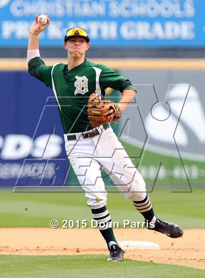 Thumbnail 1 in Los Osos vs. Damien photogallery.