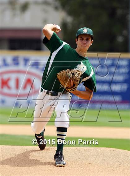 Thumbnail 1 in Los Osos vs. Damien photogallery.