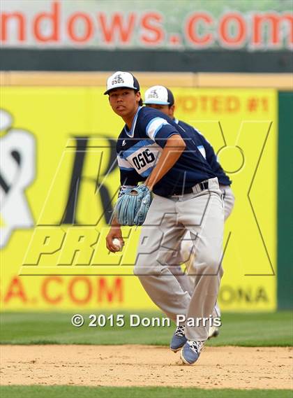 Thumbnail 2 in Los Osos vs. Damien photogallery.