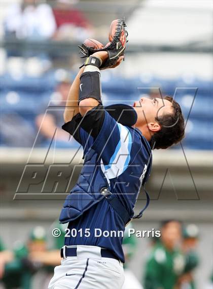 Thumbnail 1 in Los Osos vs. Damien photogallery.
