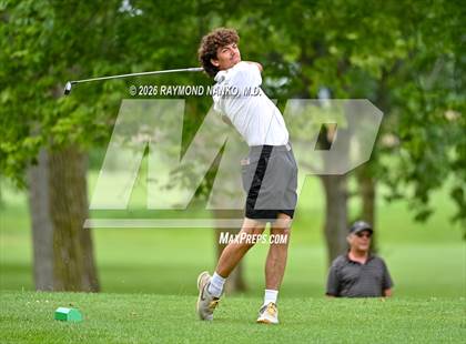 Thumbnail 3 in IHSAA Section 19 Final photogallery.
