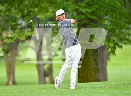 Thumbnail 3 in IHSAA Section 19 Final photogallery.