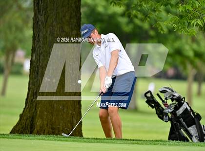 Thumbnail 1 in IHSAA Section 19 Final photogallery.
