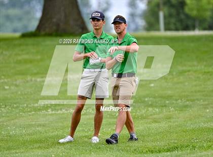 Thumbnail 3 in IHSAA Section 19 Final photogallery.