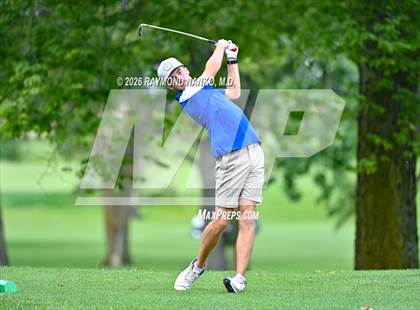 Thumbnail 1 in IHSAA Section 19 Final photogallery.