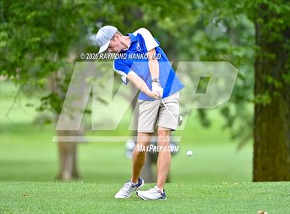 Thumbnail 3 in IHSAA Section 19 Final photogallery.