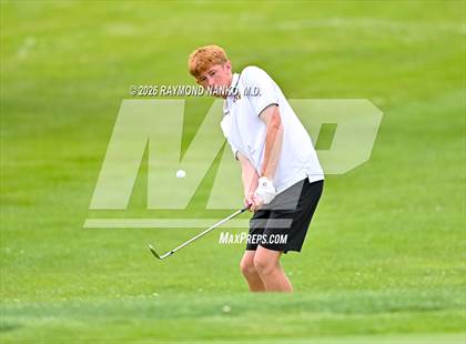 Thumbnail 2 in IHSAA Section 19 Final photogallery.