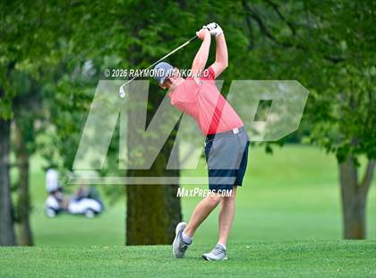 Thumbnail 1 in IHSAA Section 19 Final photogallery.