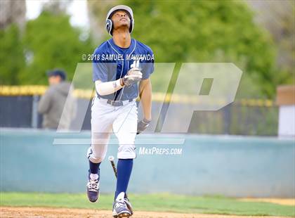 Thumbnail 2 in Loyola @ Crespi photogallery.