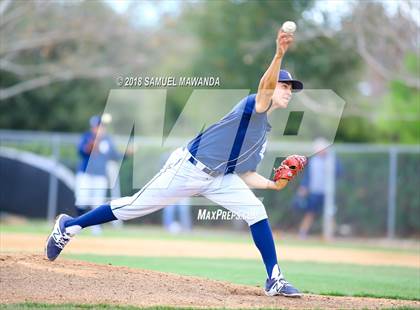 Thumbnail 1 in Loyola @ Crespi photogallery.