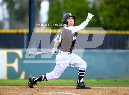Thumbnail 3 in Loyola @ Crespi photogallery.