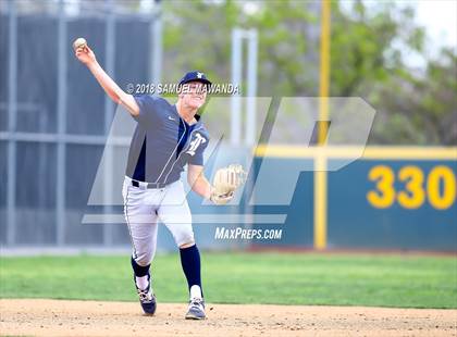 Thumbnail 1 in Loyola @ Crespi photogallery.