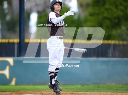 Thumbnail 1 in Loyola @ Crespi photogallery.